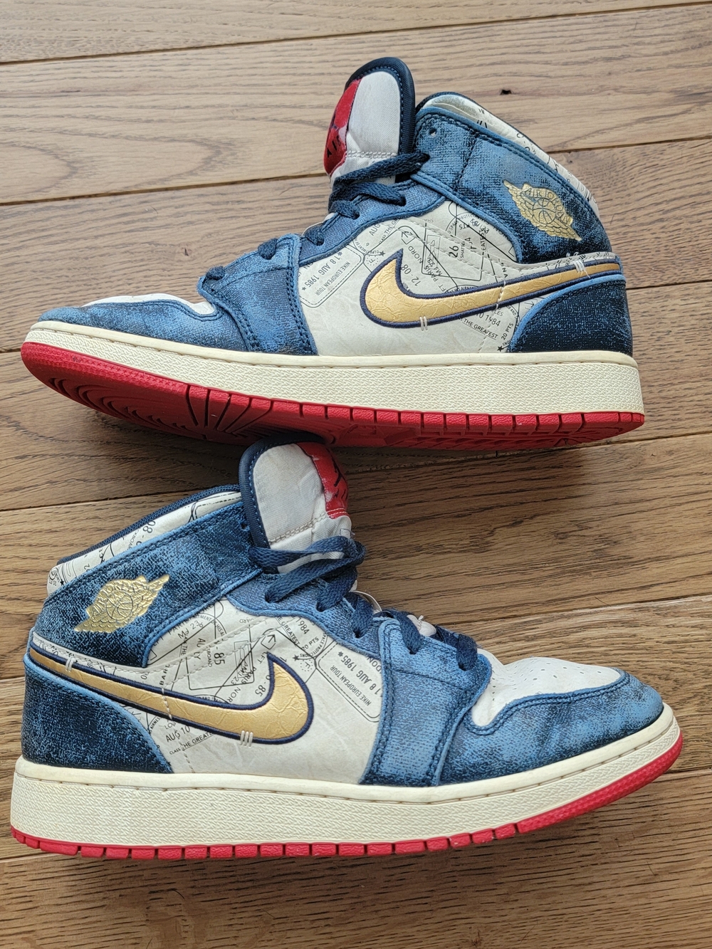 Nike Air Jordan 1 Mid SE "Take Flight" Sneakers Size 6.5Y FN1353-400